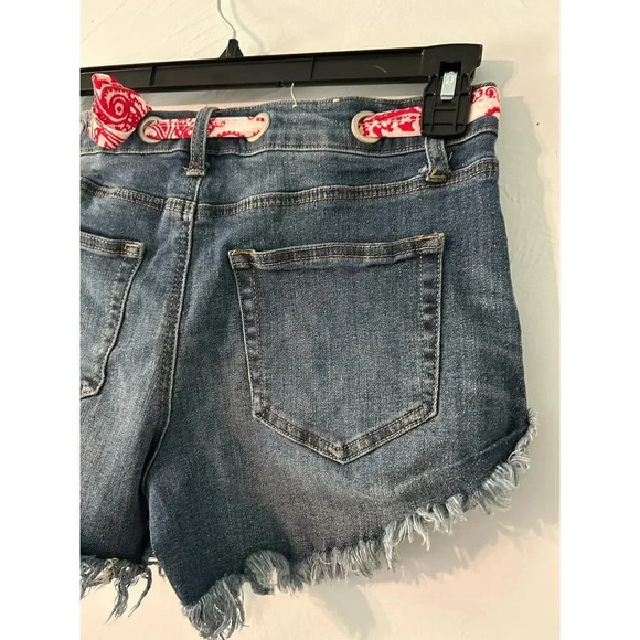 Altar'd State Jorts Size 28 Denim Jean Shorts Bandana Belt Frayed Hem - Picture 3 of 12